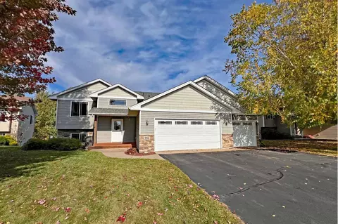 906 Wendover St NE, Isanti, MN 55040