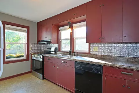 Kitchen - 644 5th Ave SE, Saint Cloud, MN 56304 photo 1 of 3
