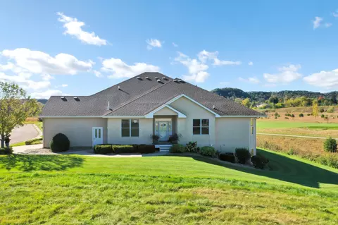 715 Hazelnut Way, Lake City, MN 55041