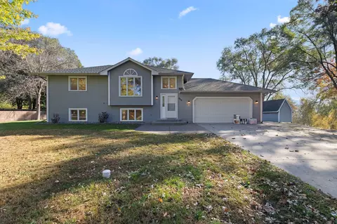 829 Watson Ave NW, Elk River, MN 55330