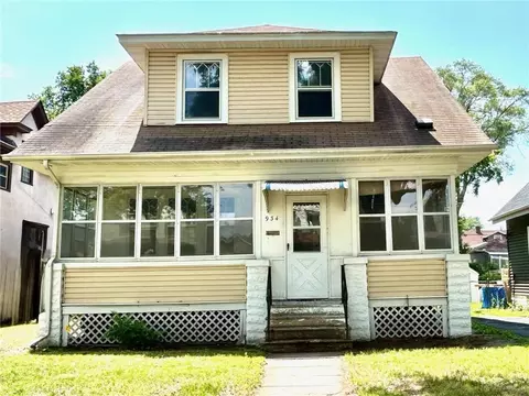 934 Central Ave W, Saint Paul, MN 55104