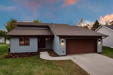 1216 College St, Fergus Falls, MN 56537