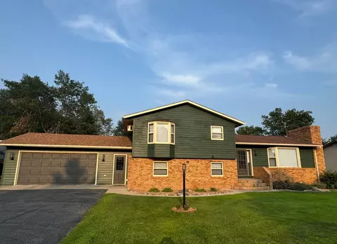 136 Circle Pines Dr NW, Bemidji, MN 56601