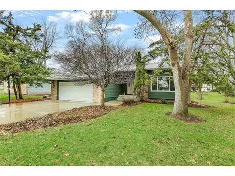 110102 Arboretum Way, Chaska, MN 55318