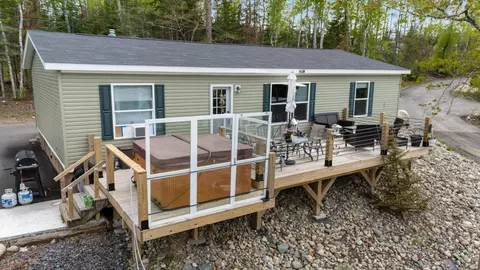 2001 Ab Bayview Rd, Tower, MN 55790