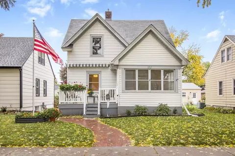1211 Juliet Ave, Saint Paul, MN 55105