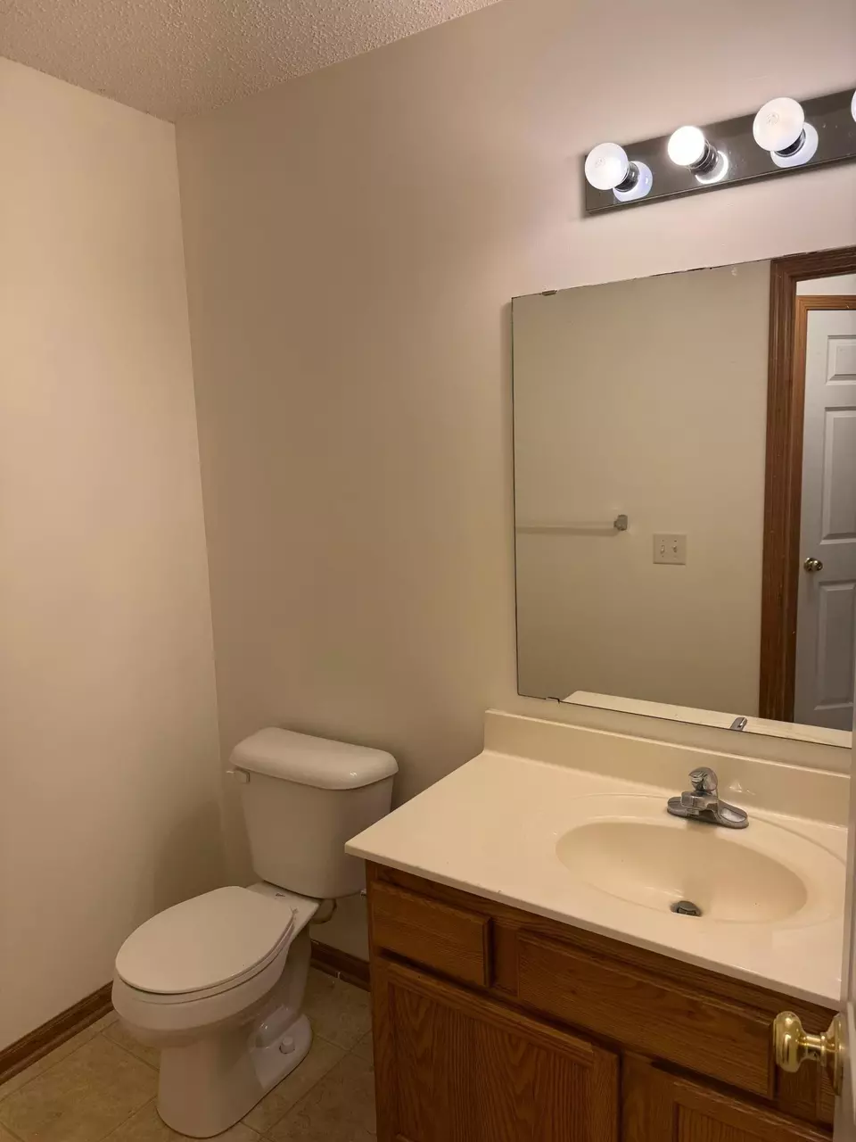 Bath - 1102 Wheat St NW, New Prague, MN 56071 photo 1 of 4