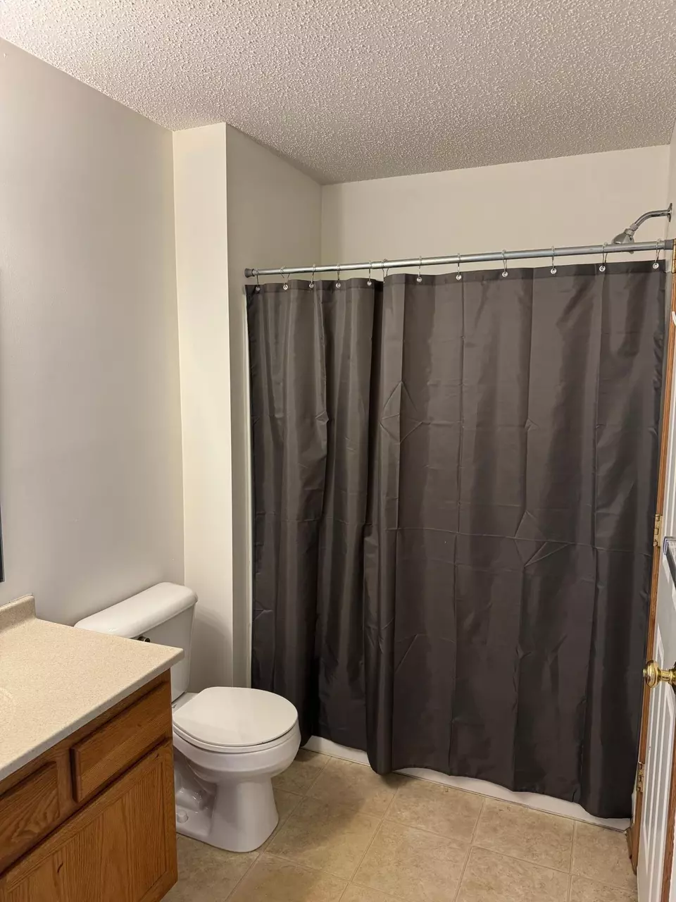 Bath - 1102 Wheat St NW, New Prague, MN 56071 photo 3 of 4