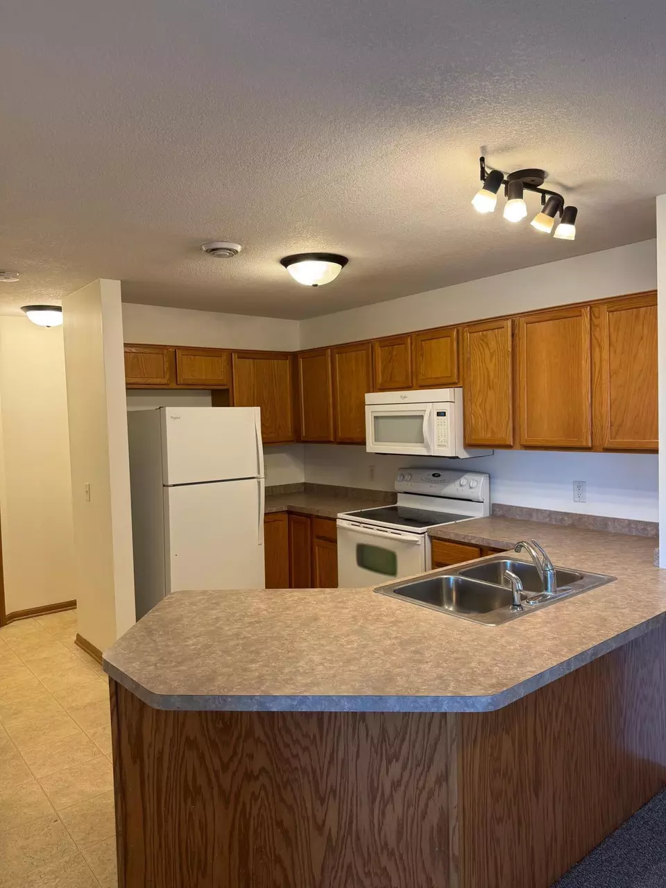 Kitchen - 1102 Wheat St NW, New Prague, MN 56071 photo 2 of 5