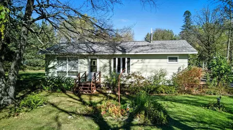 29440 E Shore Dr, Pengilly, MN 55775