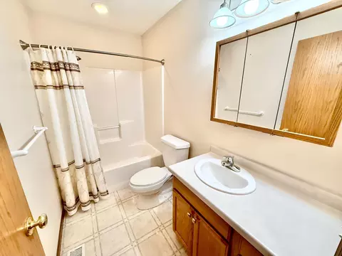 2104 6th Ave SE, Willmar, MN 56201 photo 14