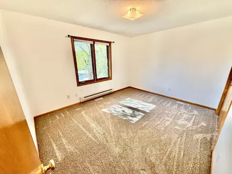 2104 6th Ave SE, Willmar, MN 56201 photo 11