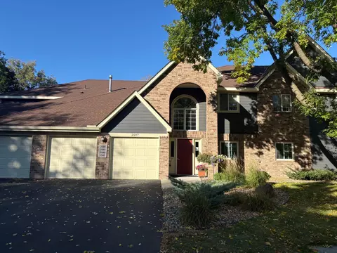 2597 Heritage Dr #100, Mendota Heights, MN 55120