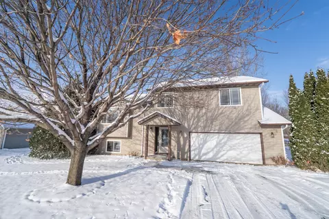 1000 E Orchard St, Belle Plaine, MN 56011