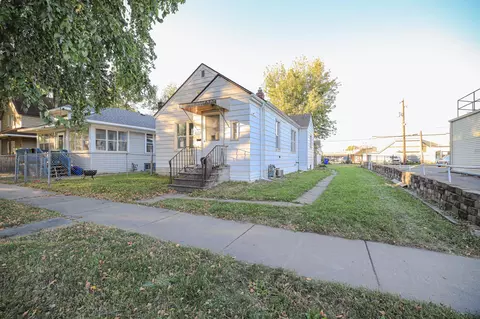 631 Van Buren Ave, Saint Paul, MN 55104