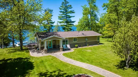 15225 Big Turtle Dr NE, Bemidji, MN 56601