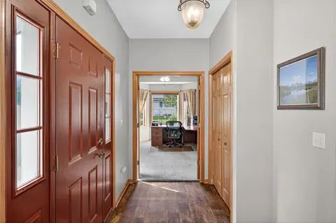 Entry Way - 13471 Pine View Ln, Lindstrom, MN 55045 photo 3 of 10