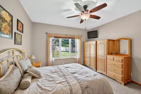 Bedroom - 13471 Pine View Ln, Lindstrom, MN 55045 photo 2 of 4