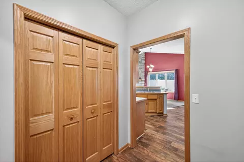 Entry Way - 13471 Pine View Ln, Lindstrom, MN 55045 photo 10 of 10