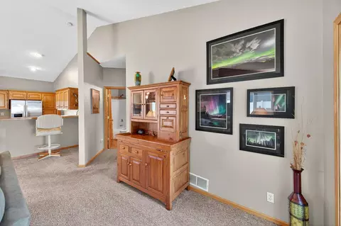 Entry Way - 13471 Pine View Ln, Lindstrom, MN 55045 photo 7 of 10