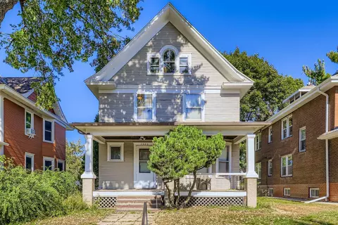 1325 Dayton Ave, Saint Paul, MN 55104