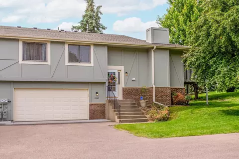 8567 Xenium Ln N, Maple Grove, MN 55369
