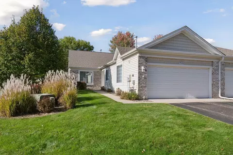9026 Terra Verde Trl, Eden Prairie, MN 55347