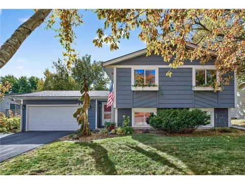 5643 W 135th St, Savage, MN 55378