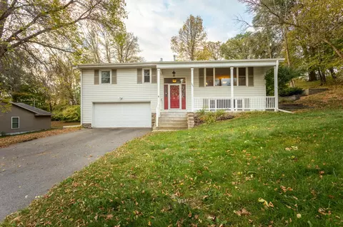 703 Scandia St, Alexandria, MN 56308