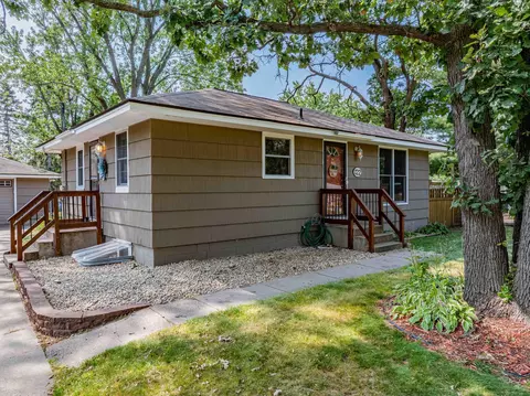 122 106th Ave NW, Coon Rapids, MN 55448