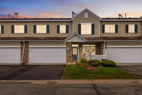 15684 Emerald Dr N #5, Hugo, MN 55038