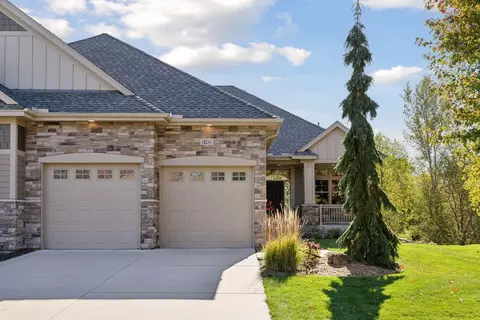 18241 Justice Way, Lakeville, MN 55044
