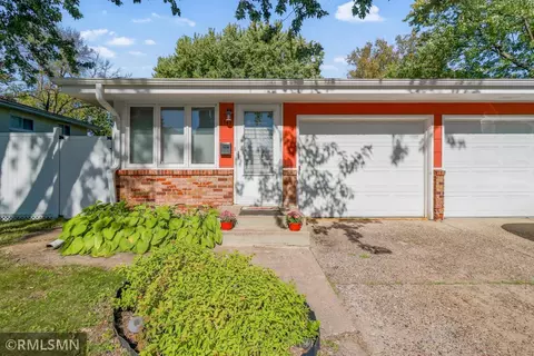 1747 Louise Ave, Saint Paul, MN 55106