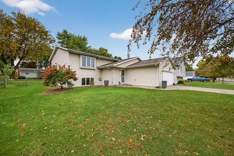805 5th Ave SE, Stewartville, MN 55976