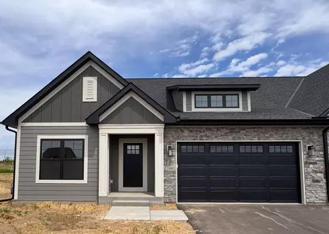 18661 Icebox Ln, Lakeville, MN 55044