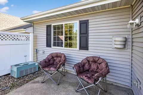 440 Sunnyridge Ln, Loretto, MN 55357 photo 23