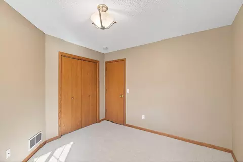 440 Sunnyridge Ln, Loretto, MN 55357 photo 19