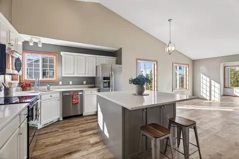 440 Sunnyridge Ln, Loretto, MN 55357 photo 4