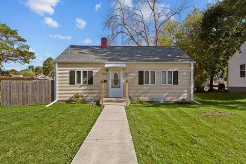 835 Carlton Ave, Faribault, MN 55021