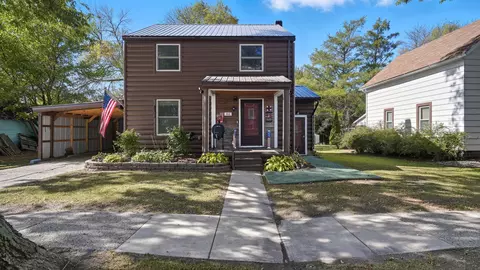 102 N School St, Delavan, MN 56023