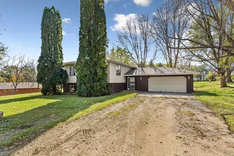 17843 Alexander Ave, Faribault, MN 55021 photo 4