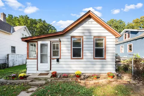 391 Duke St, Saint Paul, MN 55102