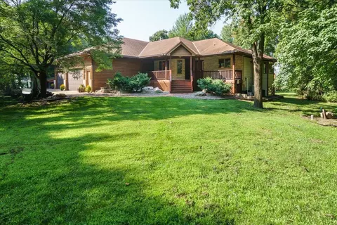 956 160th Ln NE, Ham Lake, MN 55304