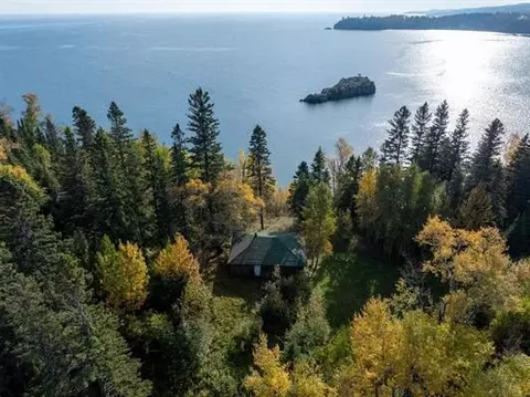 48 Nn Hwy 61, Beaver Bay, MN 55601