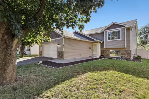 127 Frost St W, South Saint Paul, MN 55075