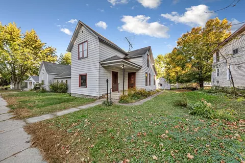 203 N 6th St, Henderson, MN 56044