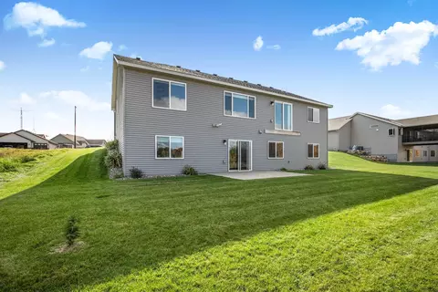 Exterior - 1933 38th St S, Saint Cloud, MN 56301 photo 10 of 15