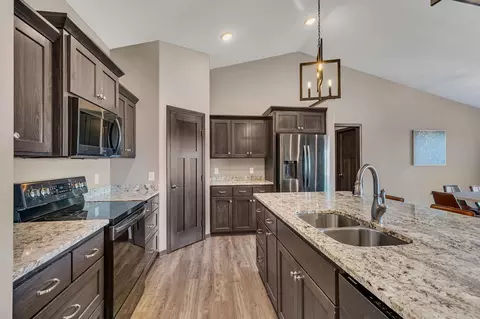 Kitchen - 1933 38th St S, Saint Cloud, MN 56301 photo 1 of 5