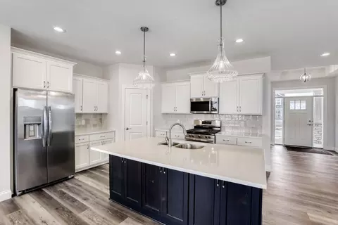 Kitchen - 2931 Trinity Dr, Shakopee, MN 55379 photo 1 of 3