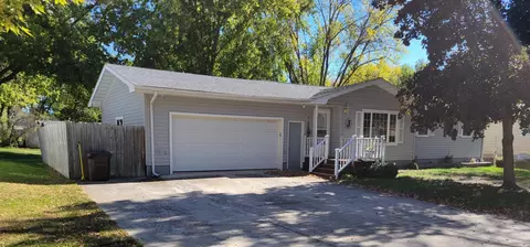 1504 N 6th St, Montevideo, MN 56265